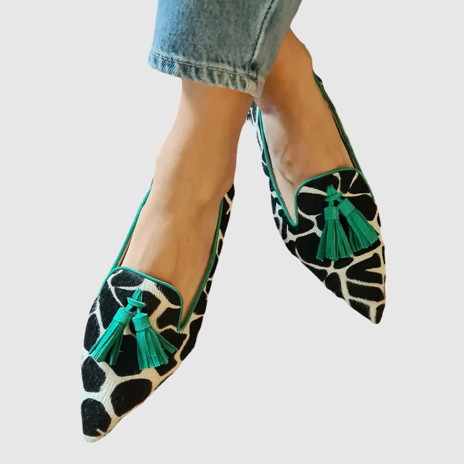 Lara – Ostré sandály s kontrastním designem