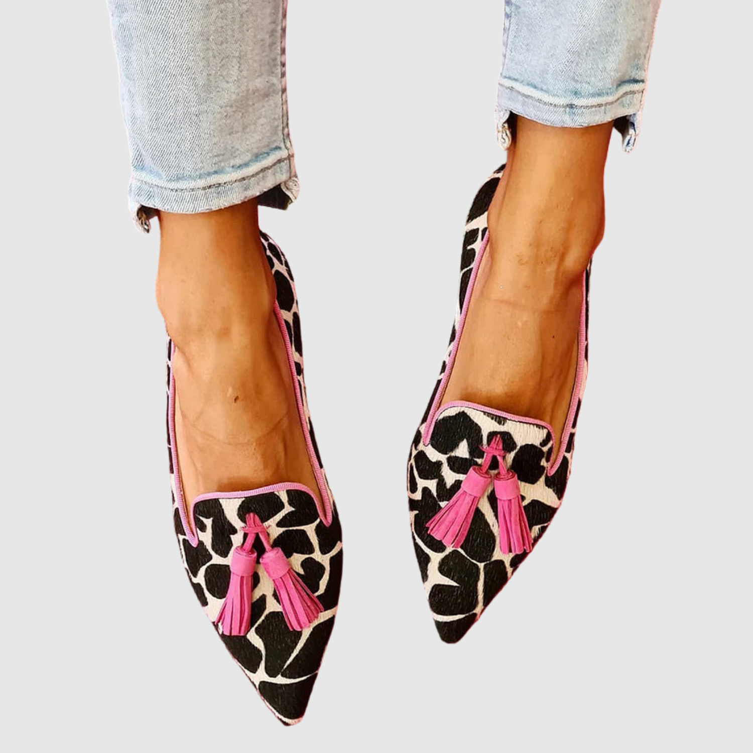 Lara – Ostré sandály s kontrastním designem