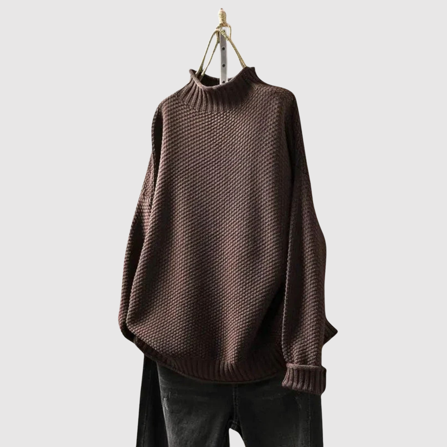 Nora – Strukturovaný svetr volného střihu s vysokým límcem