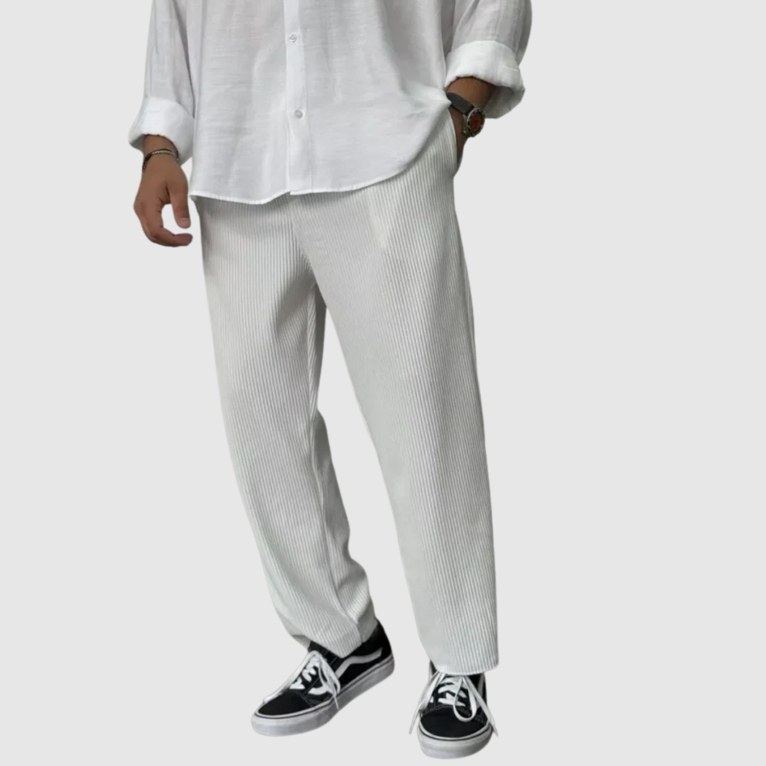 Leo – Kalhoty v moderním minimalistickém stylu