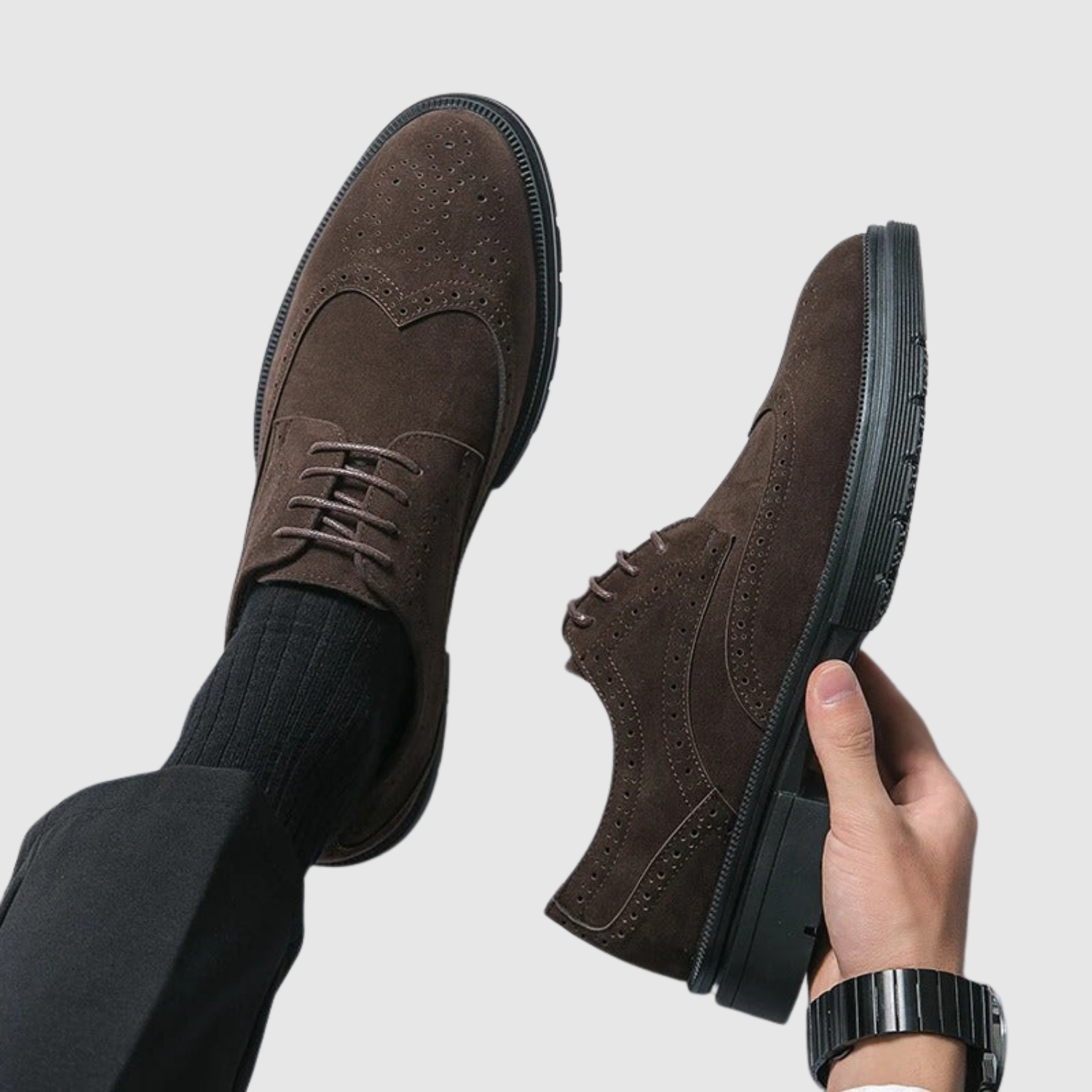 Viktor – Klasické pánské boty z veluru s moderní podrážkou