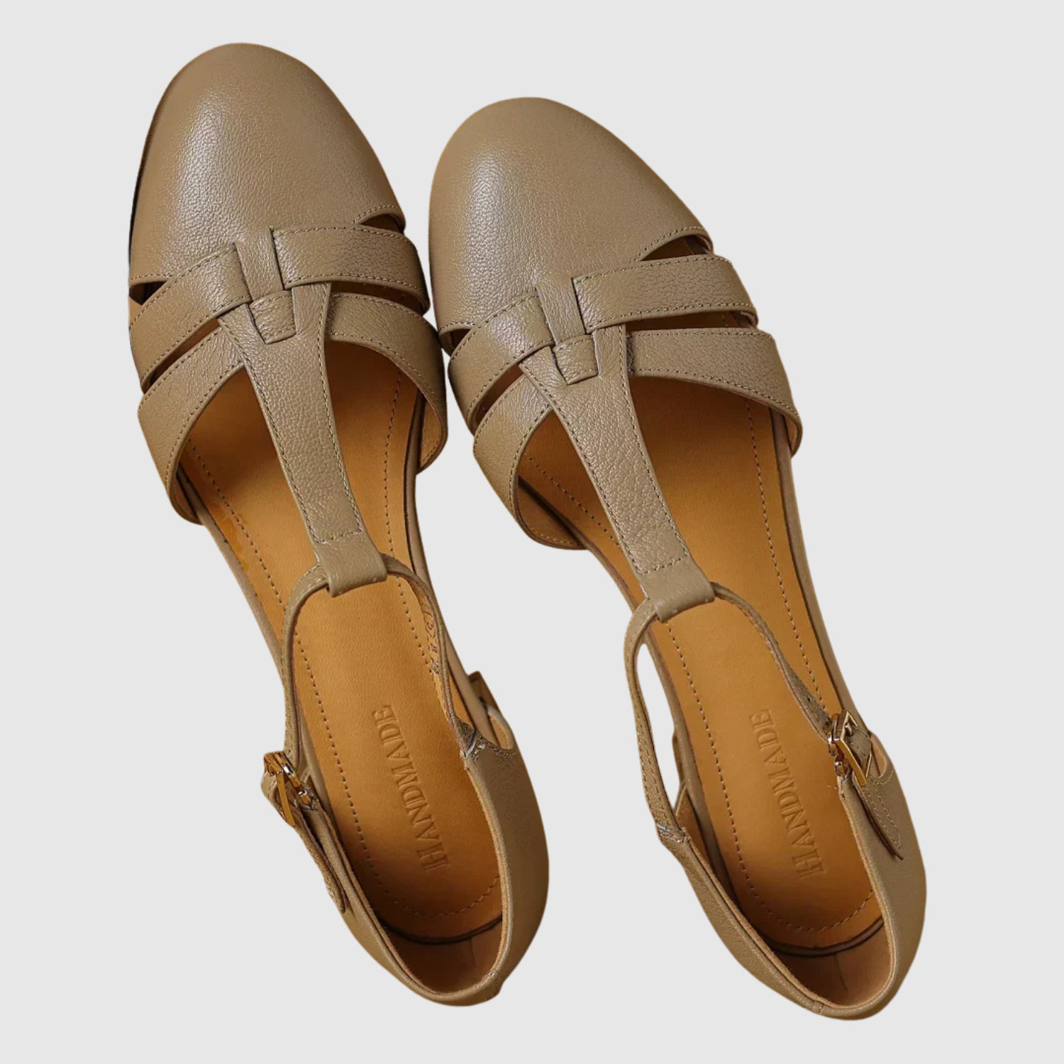 Greta – Boty s T-řemínkem a nízkým podpatkem