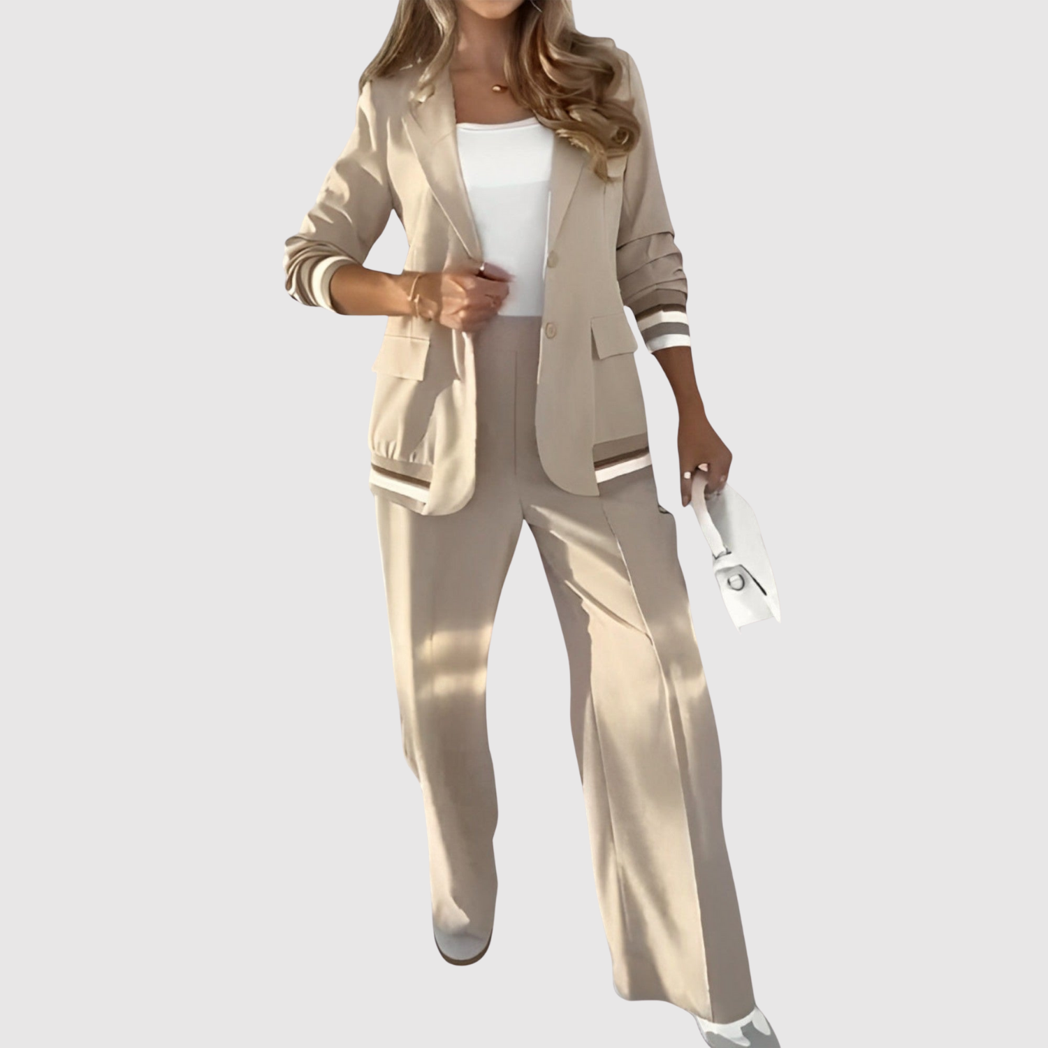 Natálie – Moderní overal se sportovními detaily