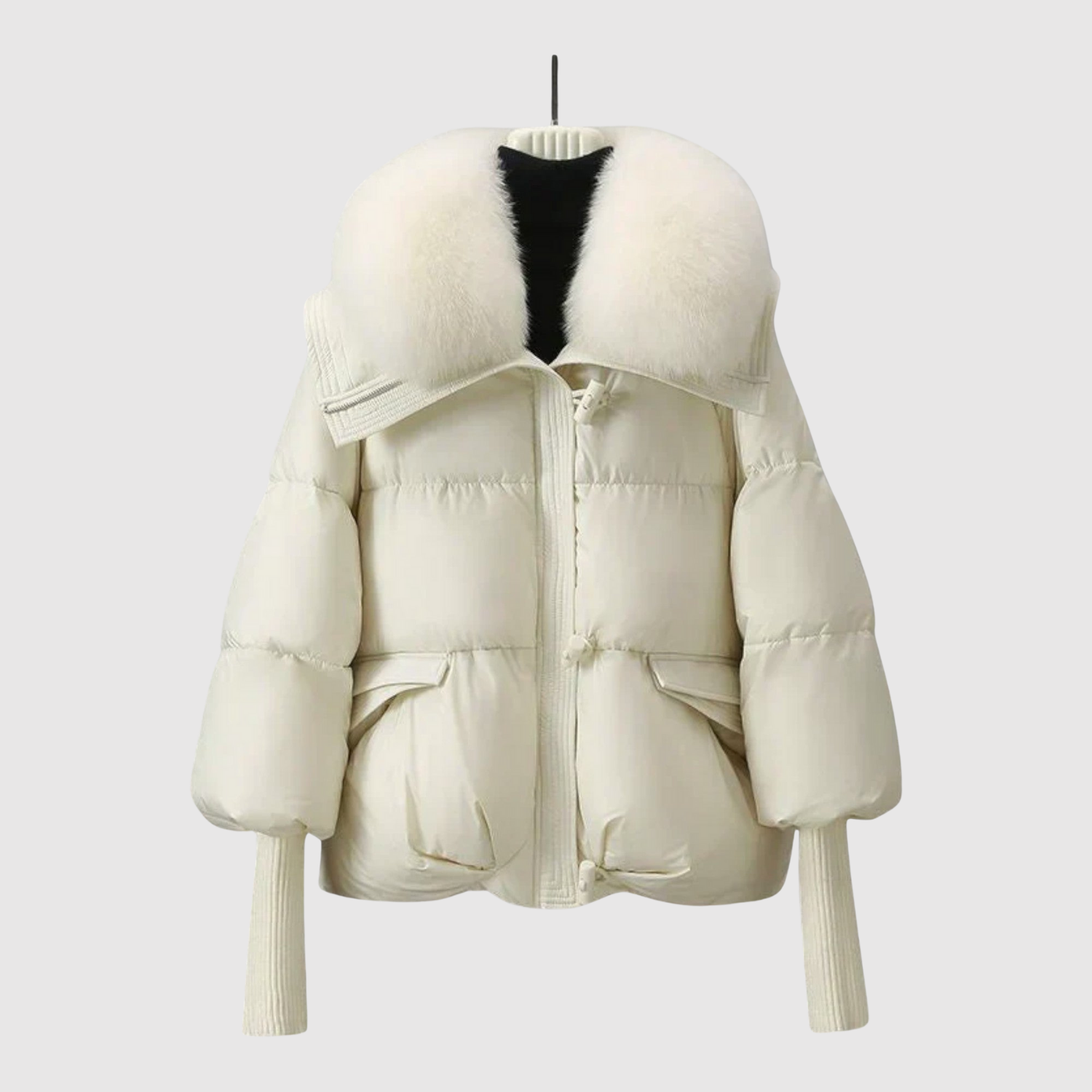 Jelena – Krátká bunda s péřem a páskem