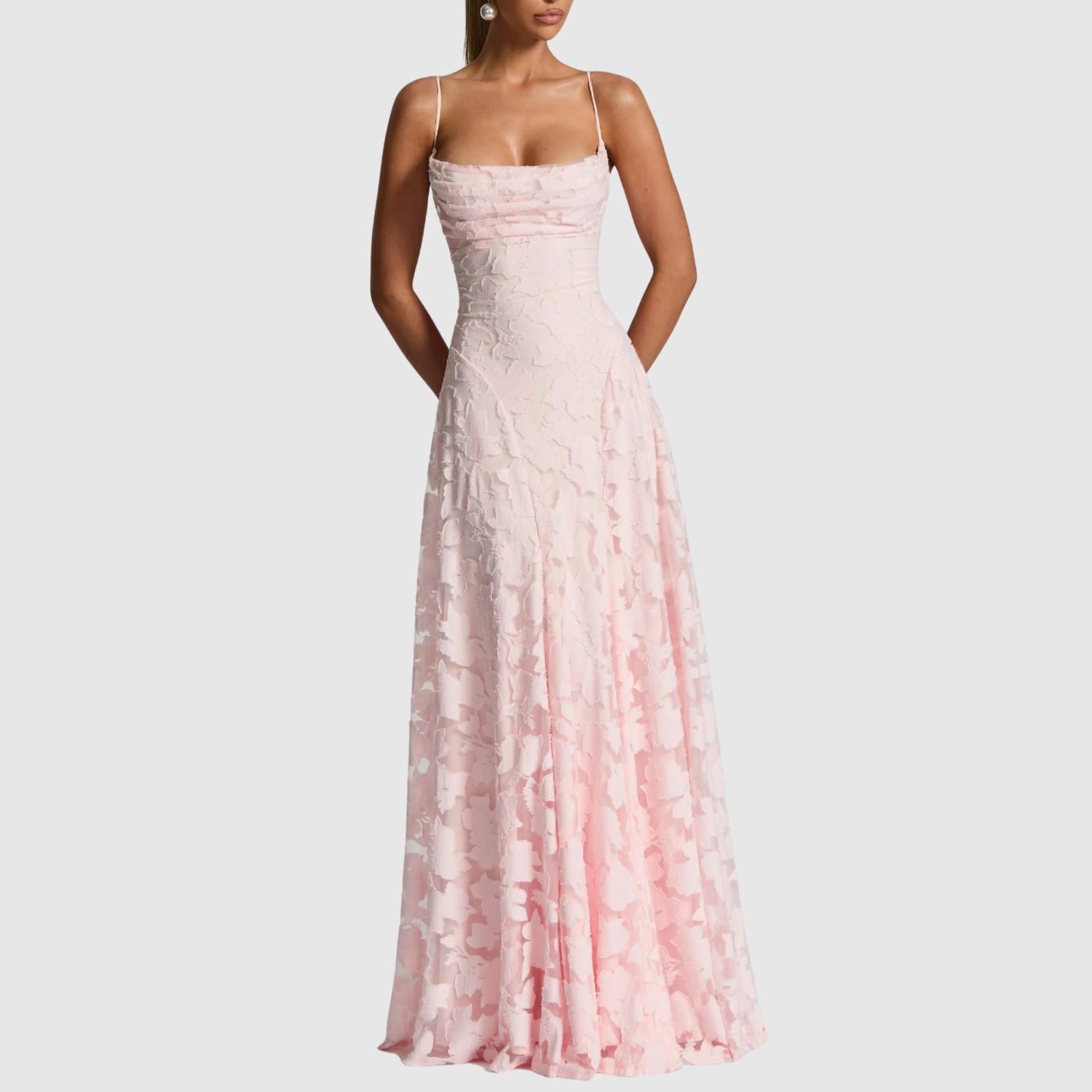 Eliška - Elegantní večerní šaty s efektním zadním dílem